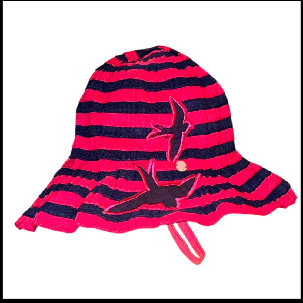 MillyMook Pink and Blue Striped Bucket Hat with Bird Detail Nwot Never worn